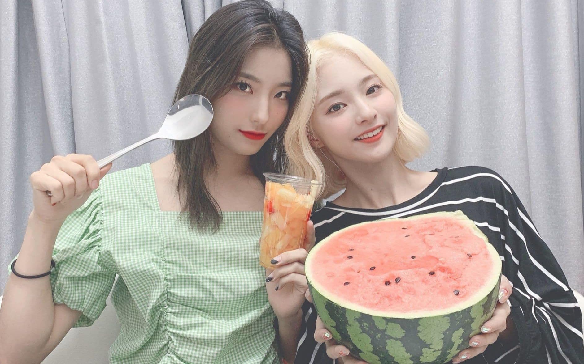 翻车现场!当红小花被曝“人设崩塌”?内幕流出,吃瓜群qq群免费爆料惊呆网友!-吃瓜